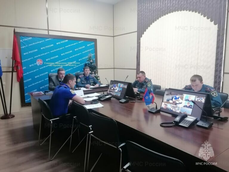    Спасатели Оренбуржья на совещании обсудили риск роста пожаров и аварий во время морозов Андрей Севостьянов