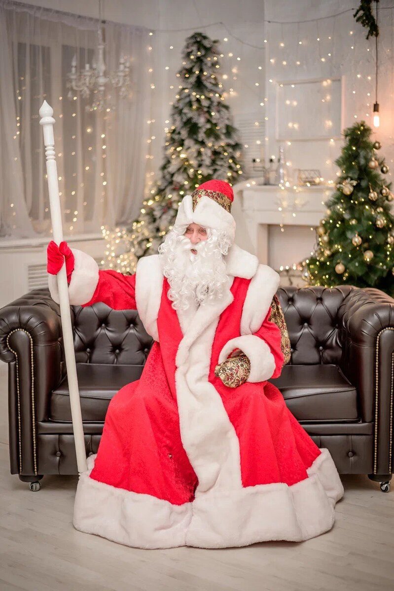 2022-23 работаю Дедом Морозом