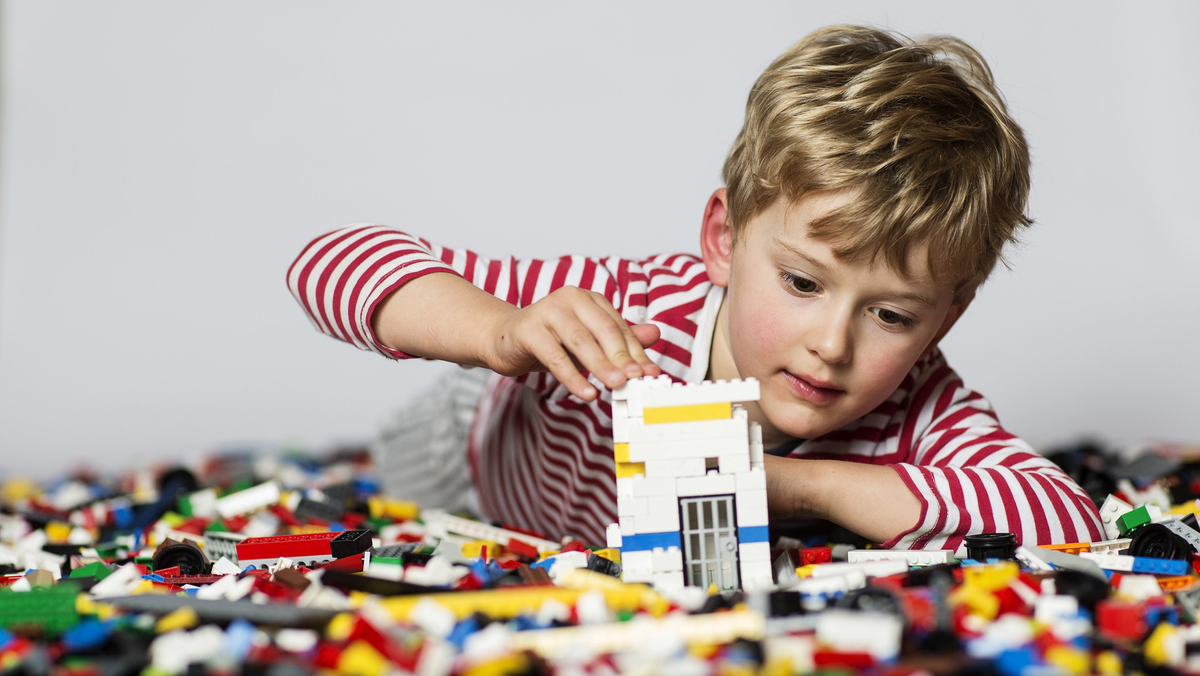 История LEGO. Как конструктор влияет на развитие ребёнка?