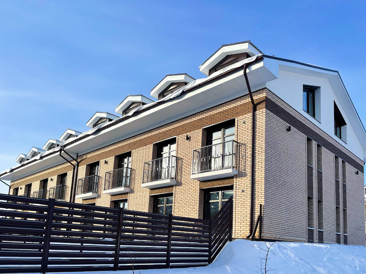 Дом с квартирами от 76 до 116 кв.м в Австрийском квартале, мкр. Хрустальный парк