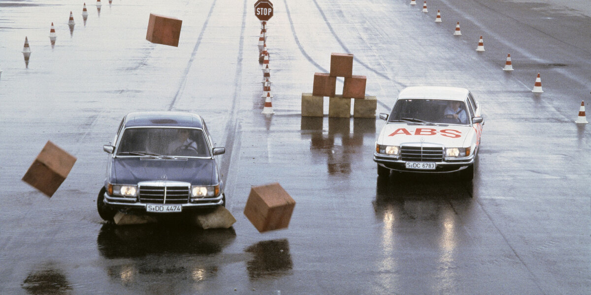 Испытания ABS на Mercedes-Benz W116 (1972 г.)