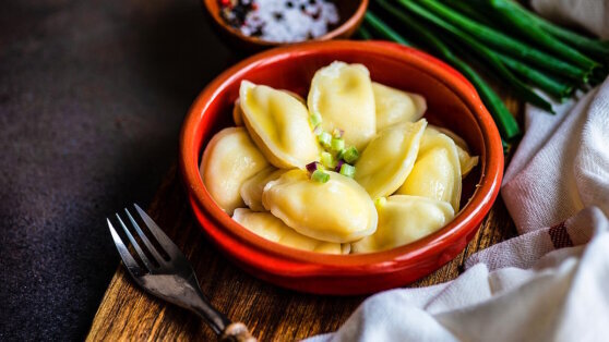    Недорого и вкусно: вареники без яиц на кефире Анна Белая