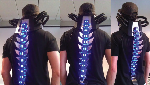 Силовой экзоскелет (также известный как бронежилет, силовая броня, экзофрама, тяжелый костюм или экзосуит), является носимой мобильной машиной, которая оснащена системой электродвигателей, пневматики, рычагов, гидравлики или комбинацией технологий которые обеспечивают движение конечностей с повышенной прочностью и выносливостью.