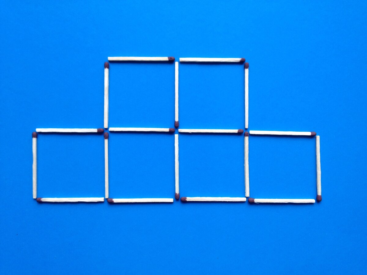 4 чтобы получилось 6. Фигуры из четырех квадратов. Квадрат из 3 спичек. Четыре спички три квадрата. Четыре квадрата.