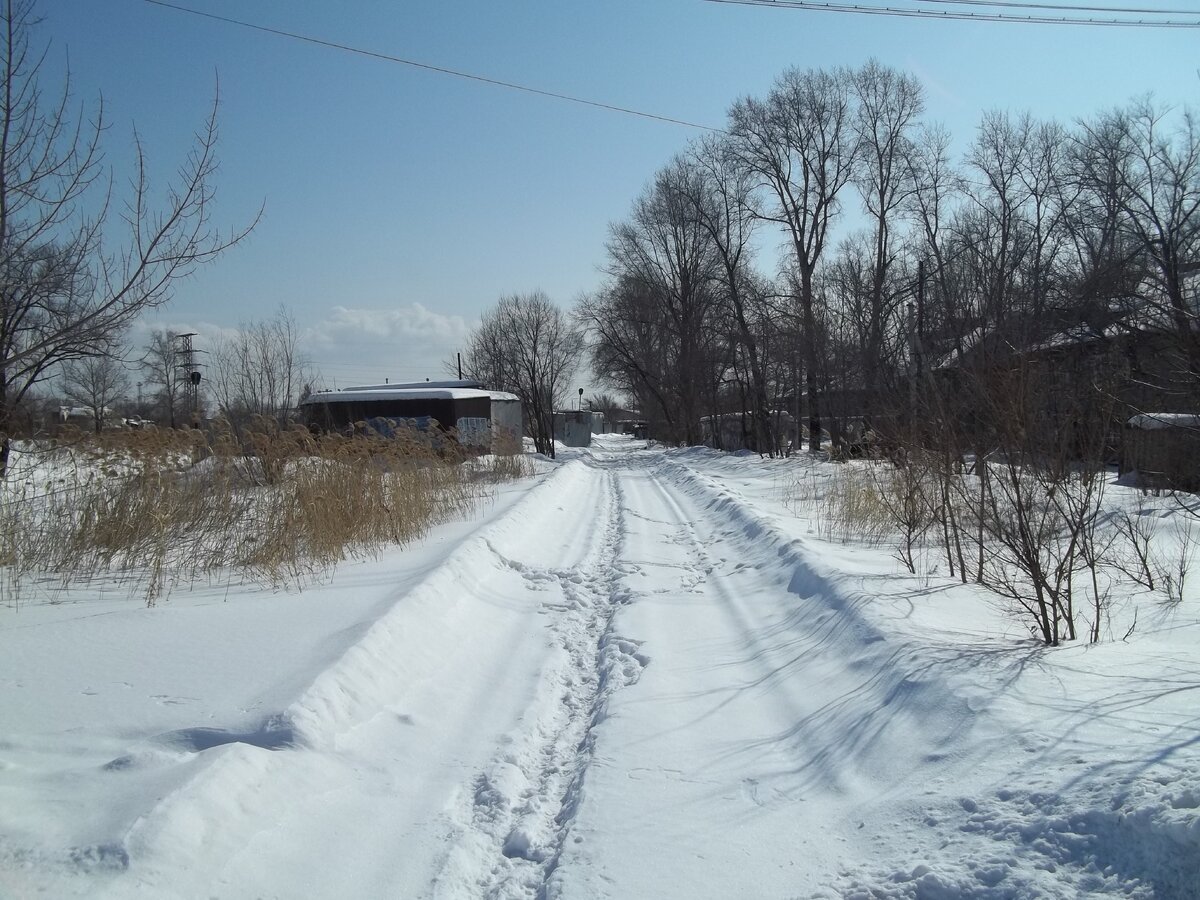 подъездные пути засыпанные снегом