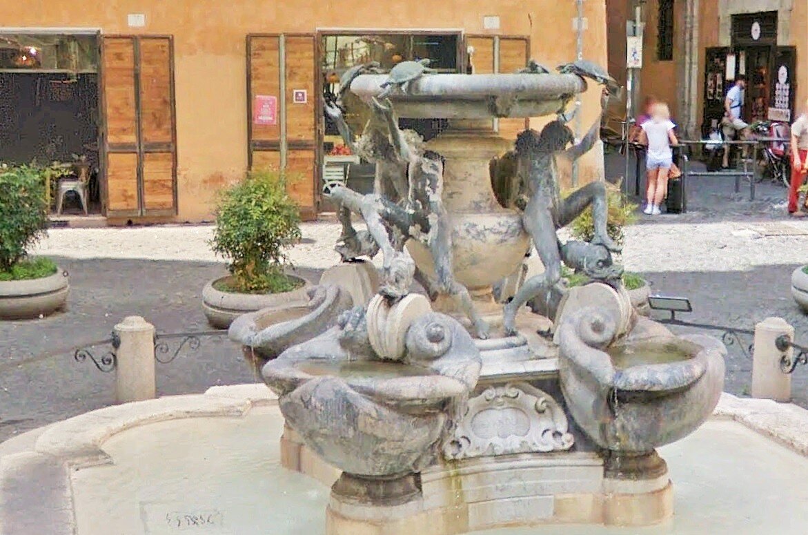 Черепаший фонтан в Риме