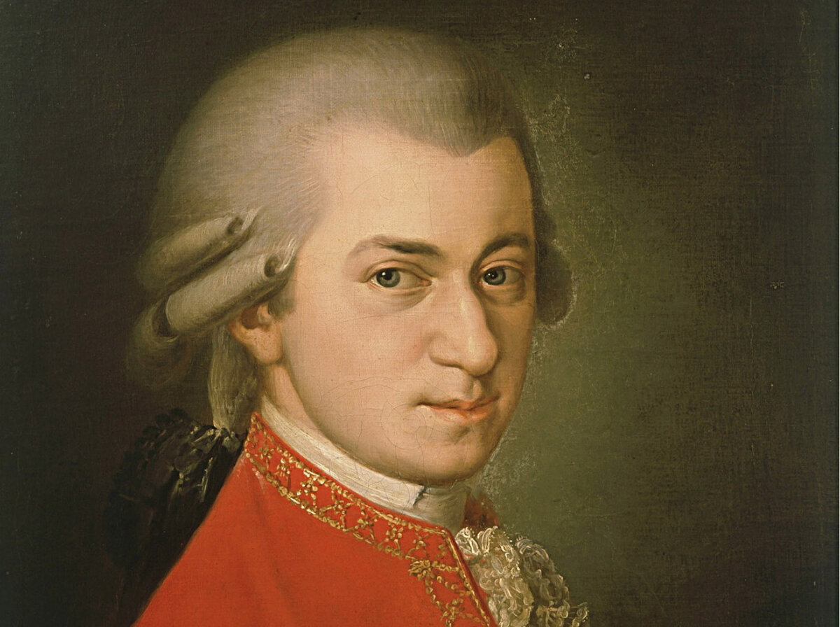 Для Моцарта турки имеют особое значение, как и Моцарт для турок. Ещё с юных лет Вольфганг Амадей Моцарт начал интересоваться турецкой музыкой и турецкими традициями.