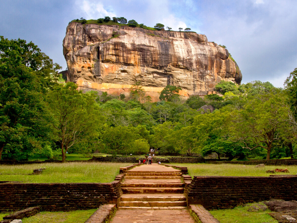 Сигирия - достопримечательность Шри-Ланки 