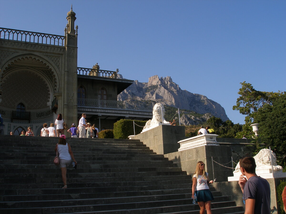 алупка набережная