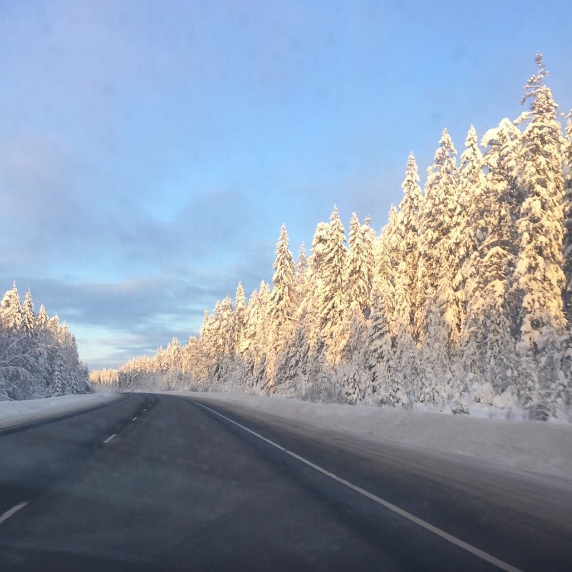 Трасса Е18 - если свободна, ехать одно удовольствие