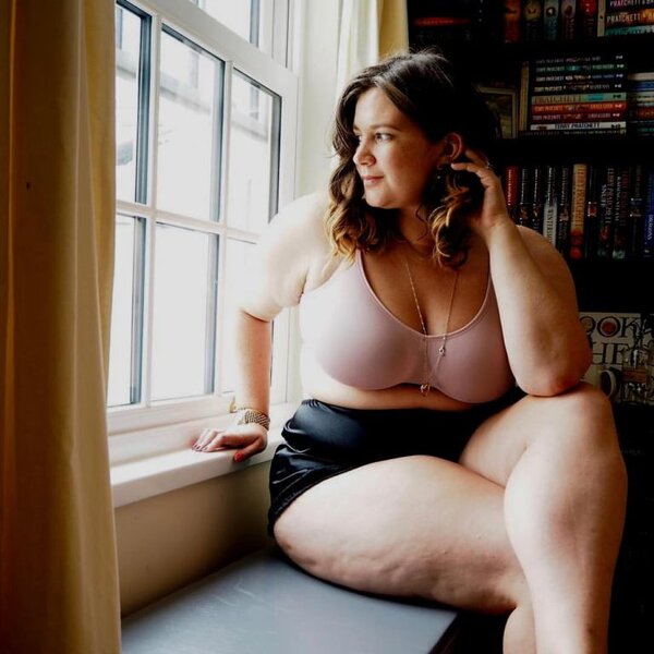источник: https://curvygirlthin.com/2018/09/18/sugar-candy-bra-seamless-review/