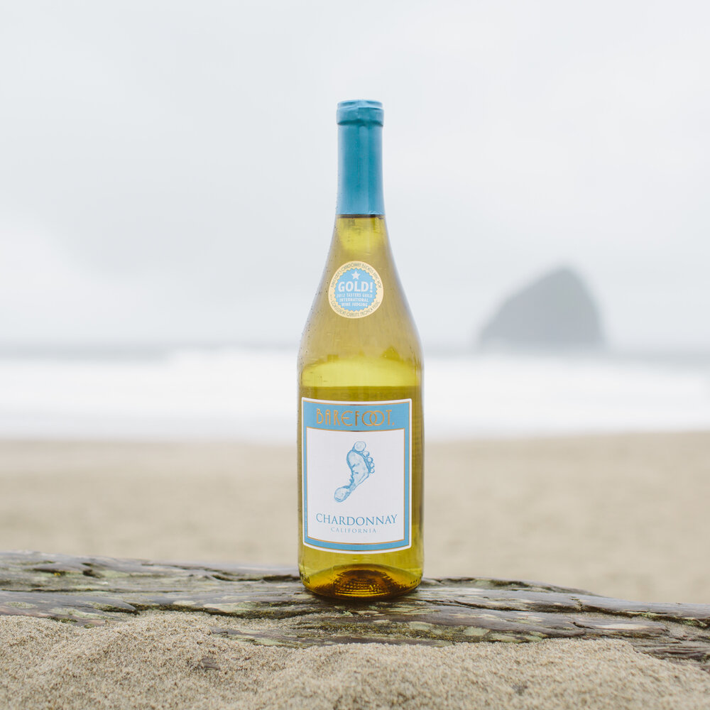Barefoot Chardonnay. Бюджетно, как и вся линейка "босяков" (в пер. с английского barefoot - босиком) 