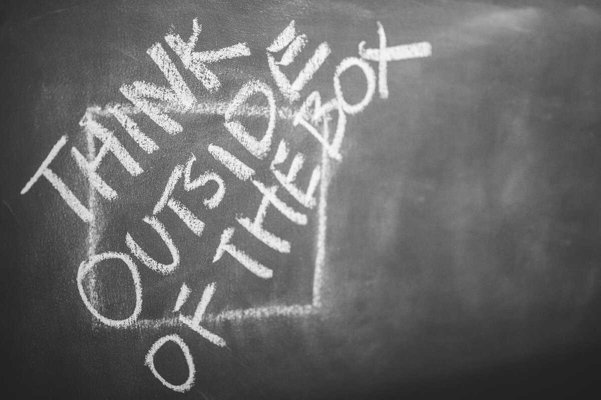 https://images.pexels.com/photos/6375/quote-chalk-think-words.jpg?auto=compress&cs=tinysrgb&dpr=2&h=650&w=940