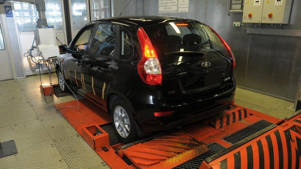 Lada Granta на стенде