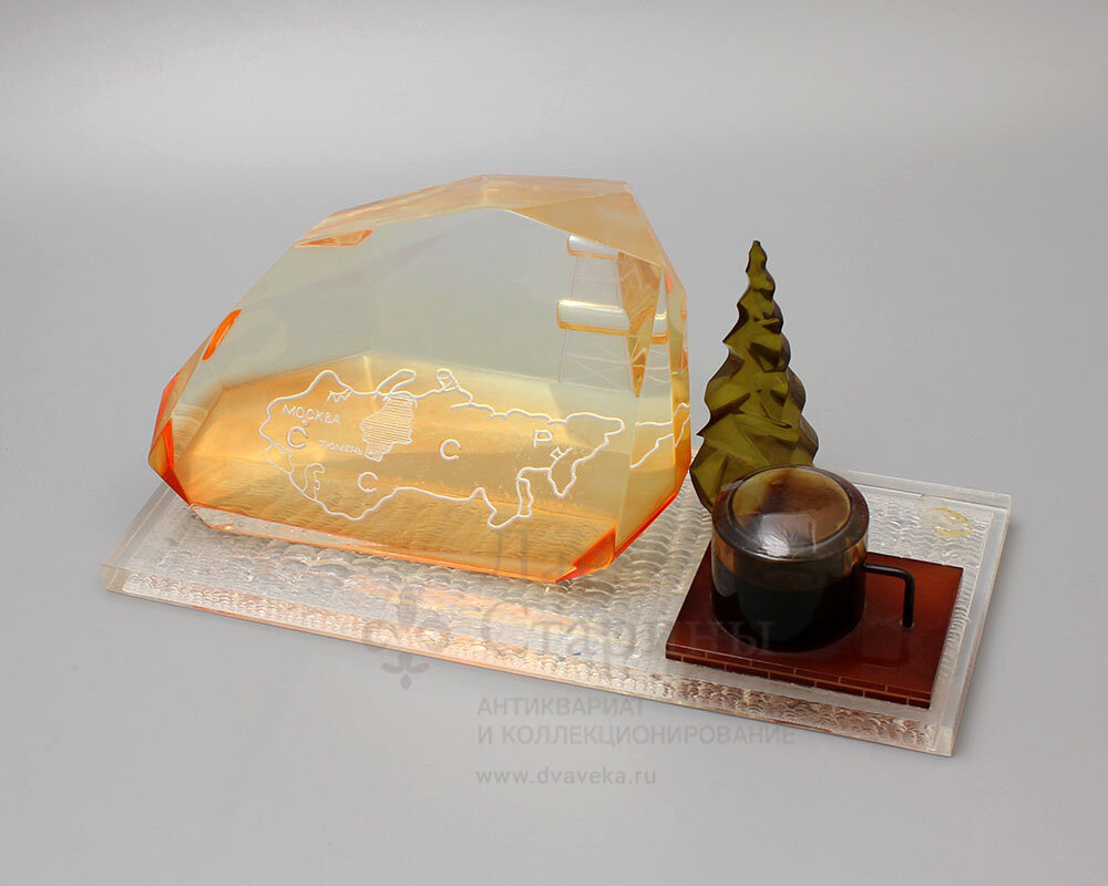 Памятный сувенир «Тюмень-нефть», СССР, 1980-е 