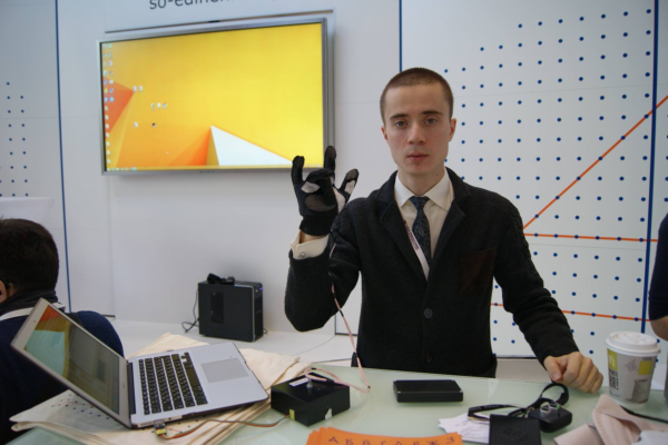 Фёдор Беломоев в «Перчатке Брайля»