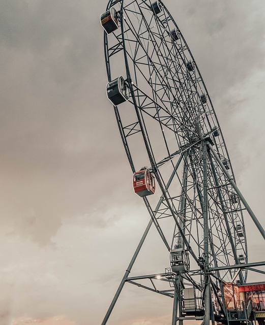 Колесо обозрений г. Челябинск. pixabay.ru