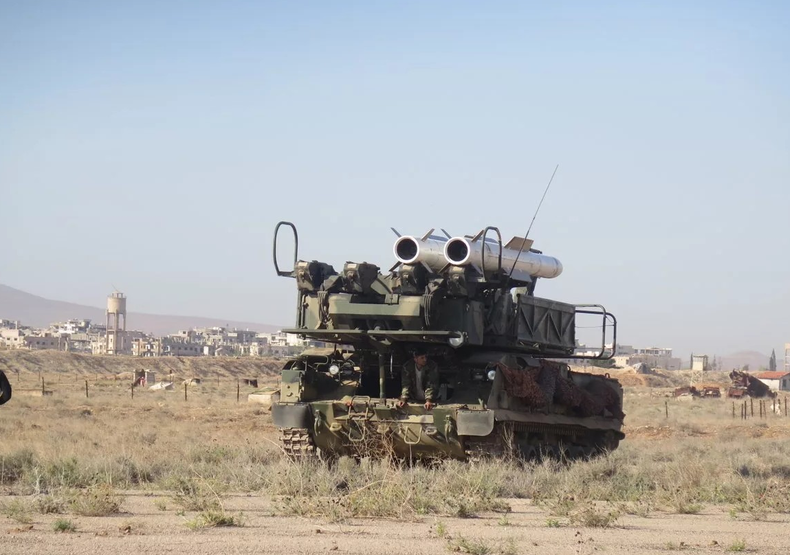 ЗРК Бук-2МЭ под Идлибом, март 2020. Сирийцы утверждают, что в ходе боев за Идлиб было выпущено 25 ракет 9М317. 22 из них достигли цели. Фото САНА