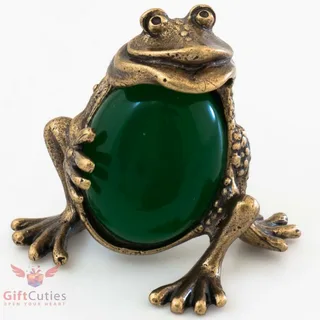 Лягушка с камнем хризопраз