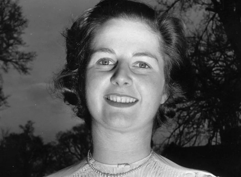 Фотография взята из источника megalyrics.ru