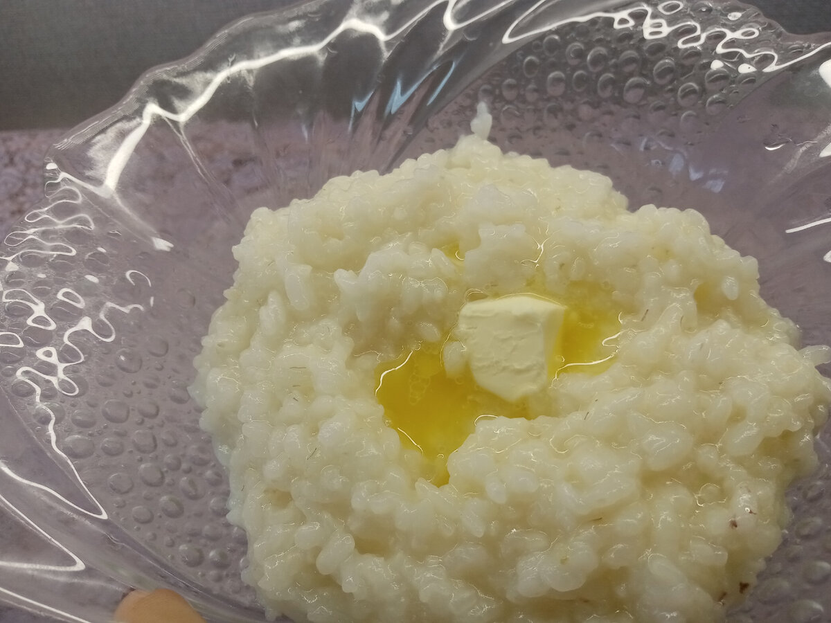 Рис круглый как варить рассыпчатый в кастрюле. Рассыпчатый рис. Кастрюли засыпти рис. Как сварить круглый рис рассыпчатым.