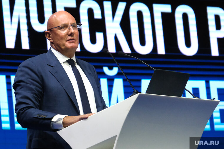    Вице-премьер РФ Дмитрий Чернышенко отметил рост товарооборота между Россией и КНР — в 2022 году он достиг 185 млрд долларов