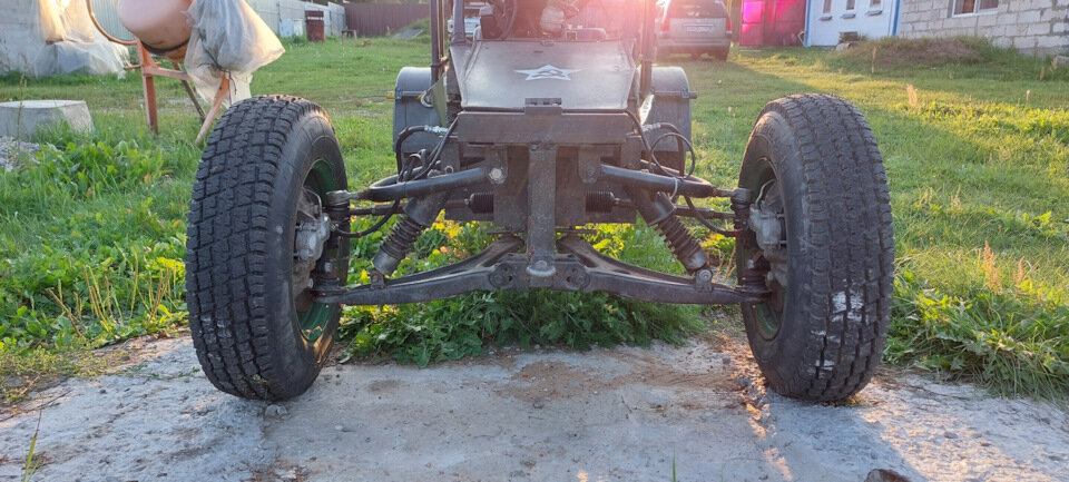 Передние рычаги на удивление оказались практически параллельны друг другу