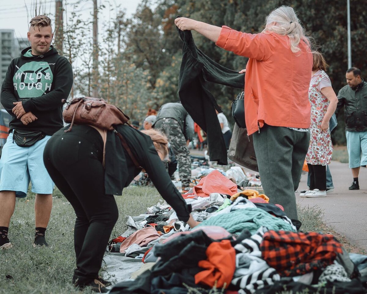 Путешествие в Средневековье, или один день на блошином рынке жд станции  Сортировочной в Питере | Путешествия петербуржца. Петербург и не только |  Дзен