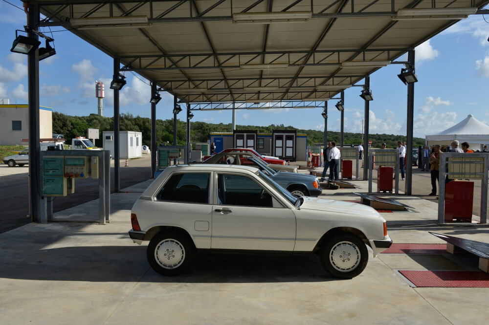 Очень короткая база