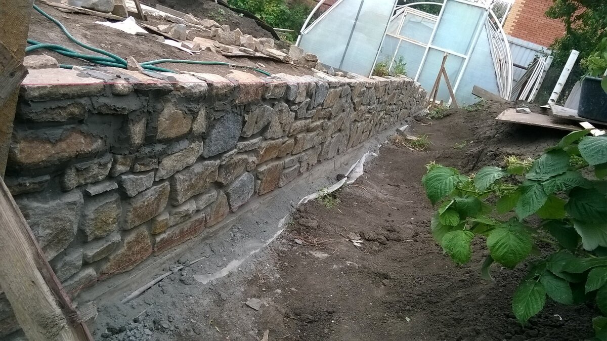 Фрагмент кладки бутового камня