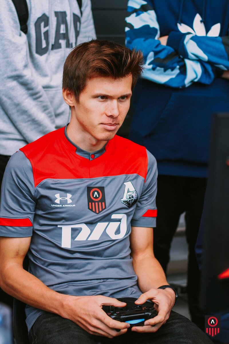 Фотография взята из паблика https://vk.com/lokoesports
