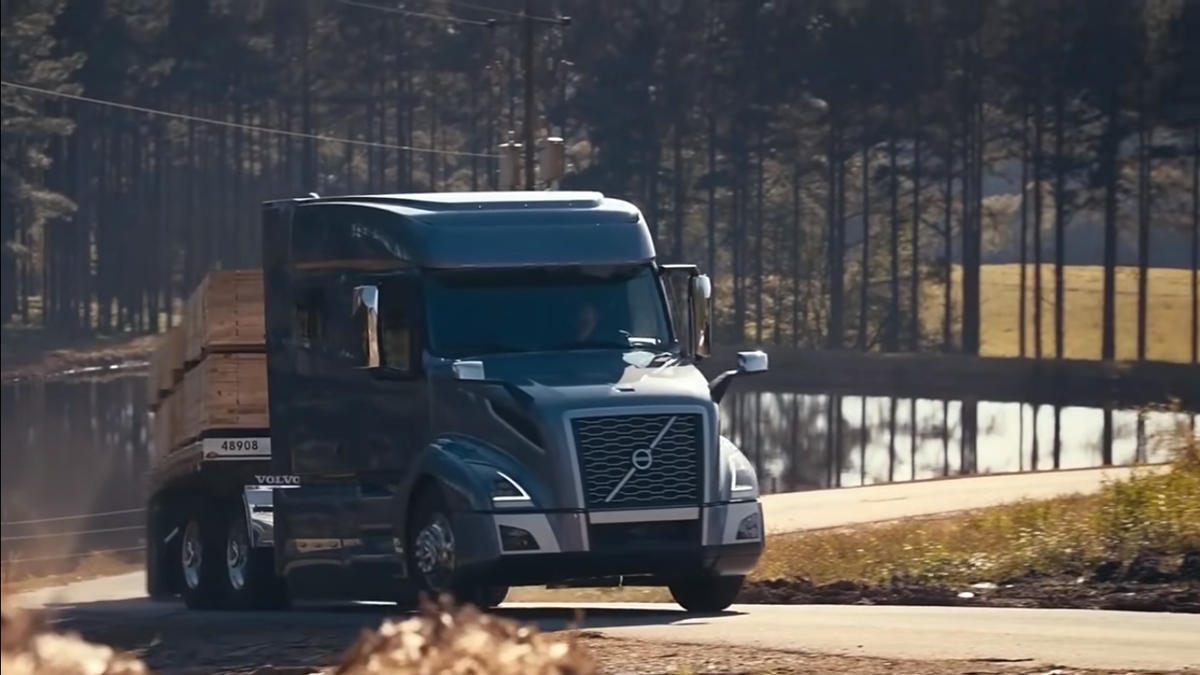 Что есть в современном американском грузовике - Volvo VNL 860 | Автомобили  по Жёлтому | Дзен