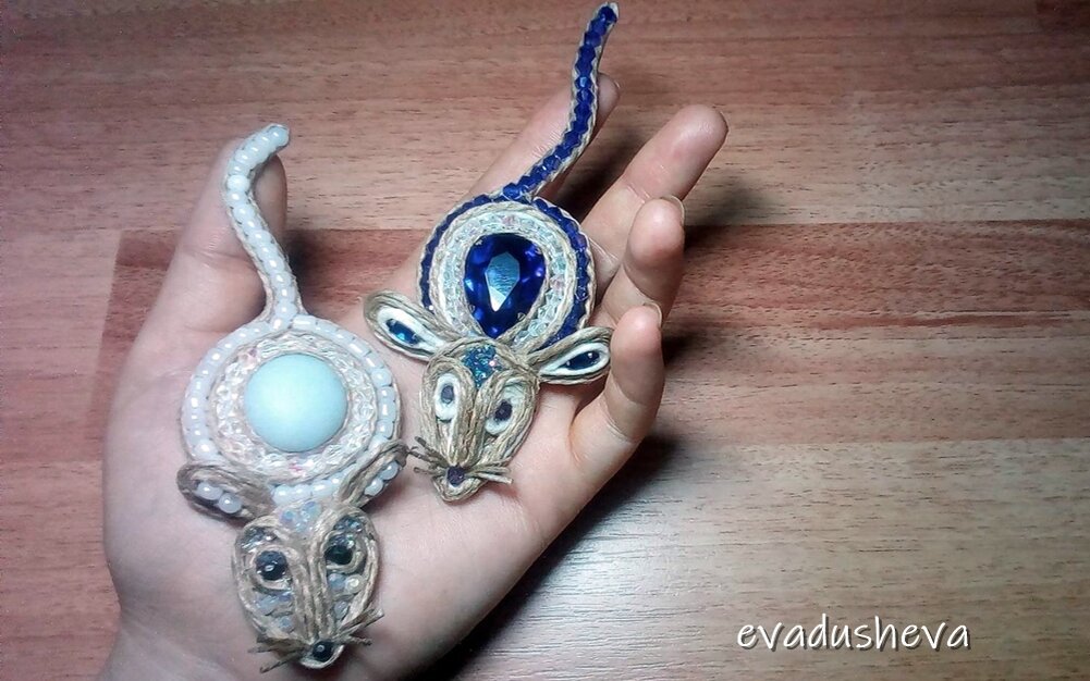 Бижутерия из джута брошки " Мышки" 