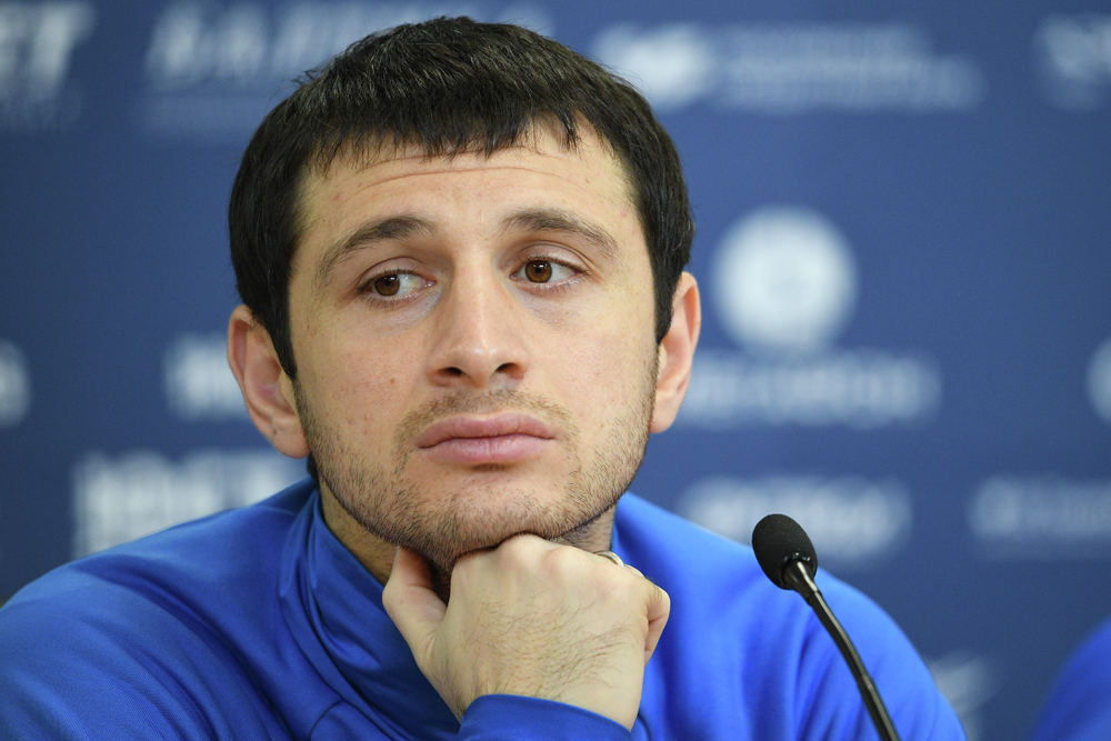 Что-то скучно с вами. Пойду-ка шашлычка наверну.