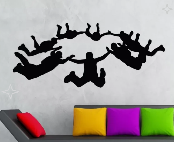 Оригинальная наклейка на стену и потолок (1 фото)