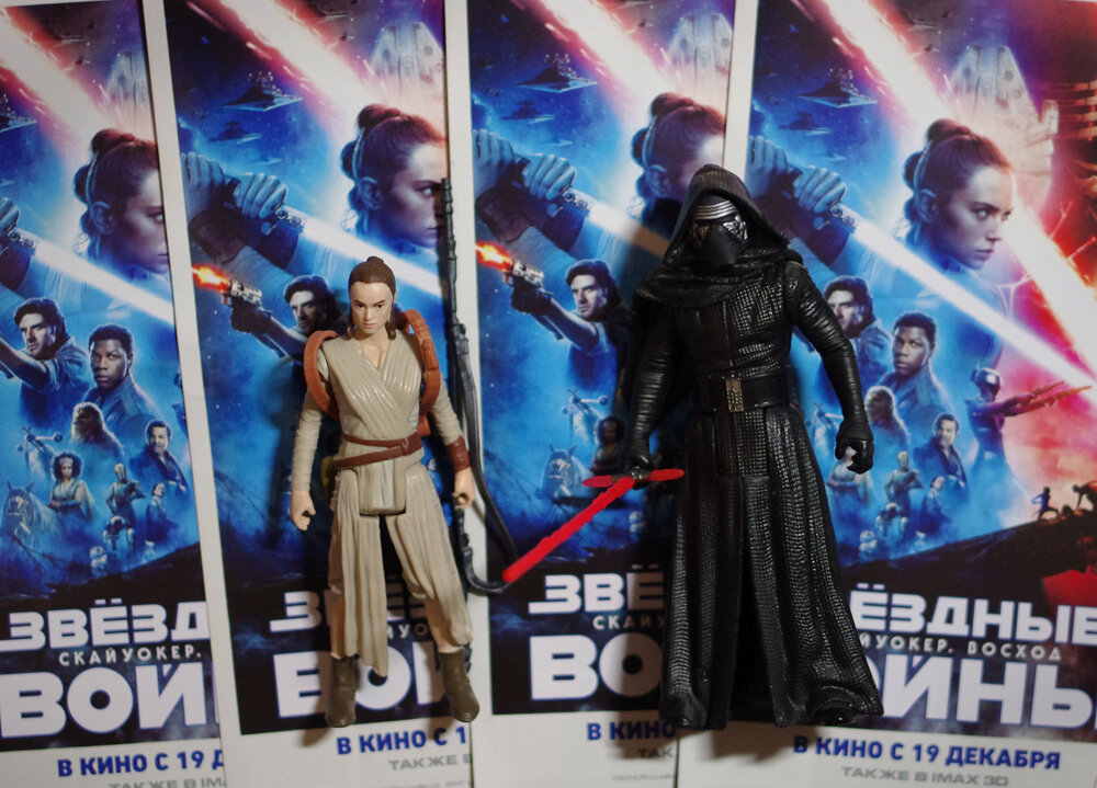 Фигурки фирмы Hasbro из коллекции автора.