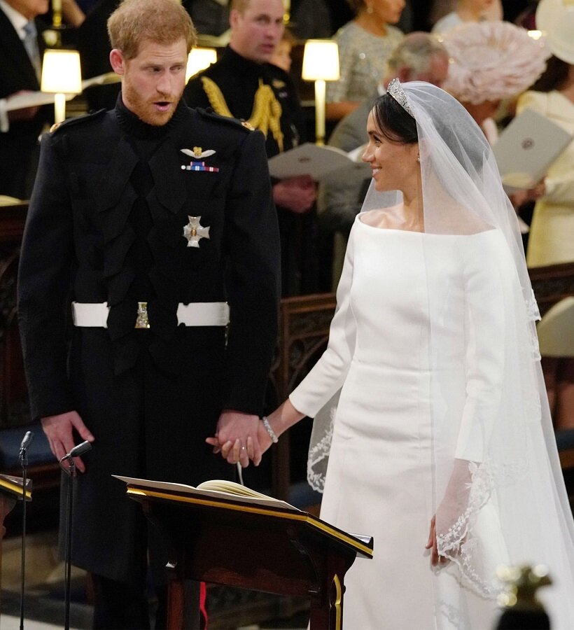 Свадебная церемония, на которой Меган была в помятом платье