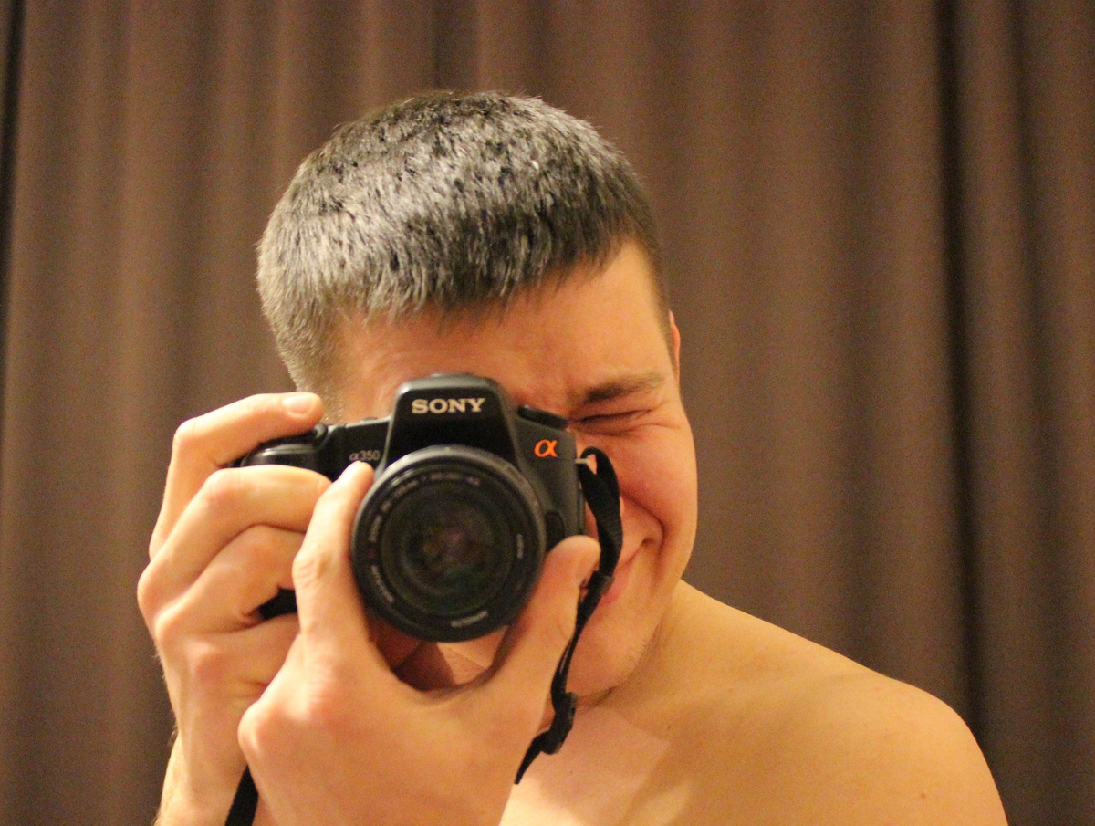 Селфи с моей первой камерой:)