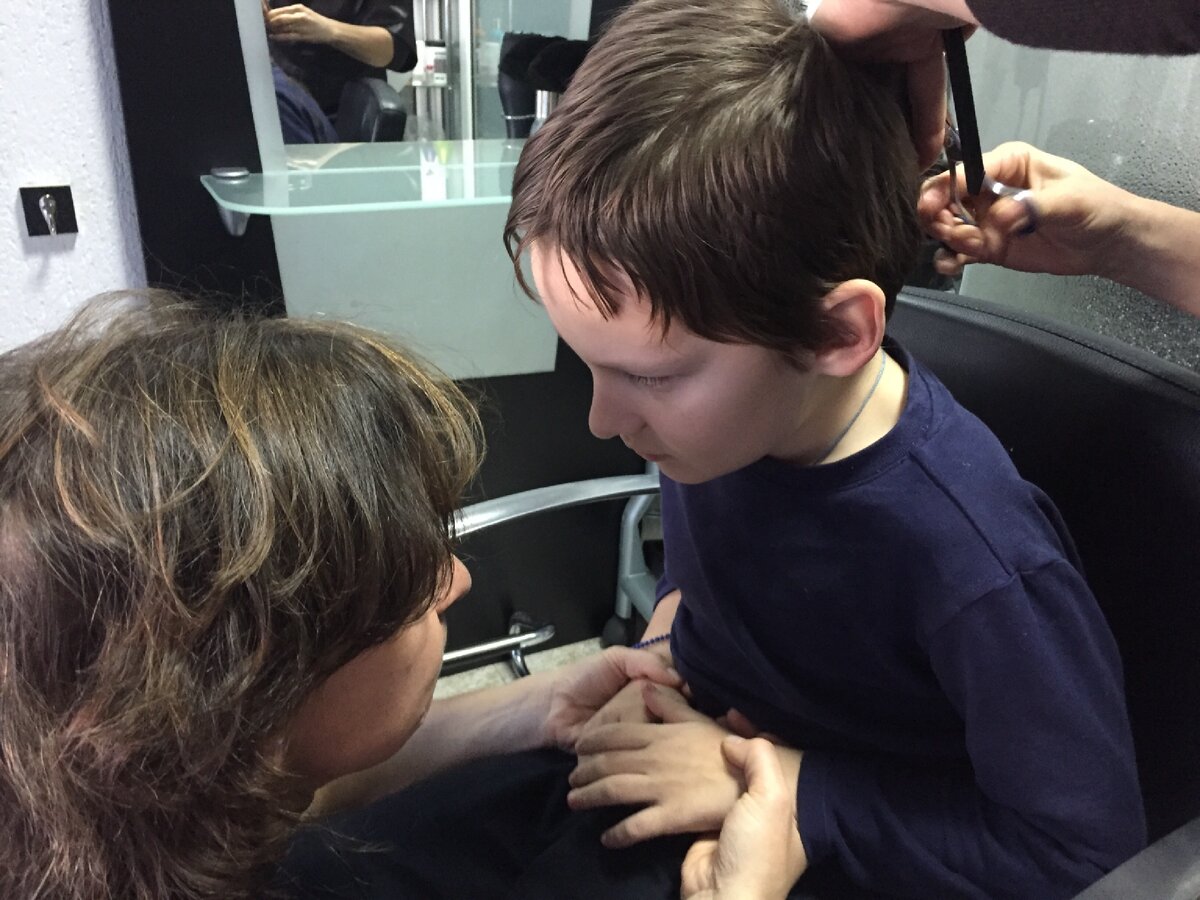 Федя в парикмахерской