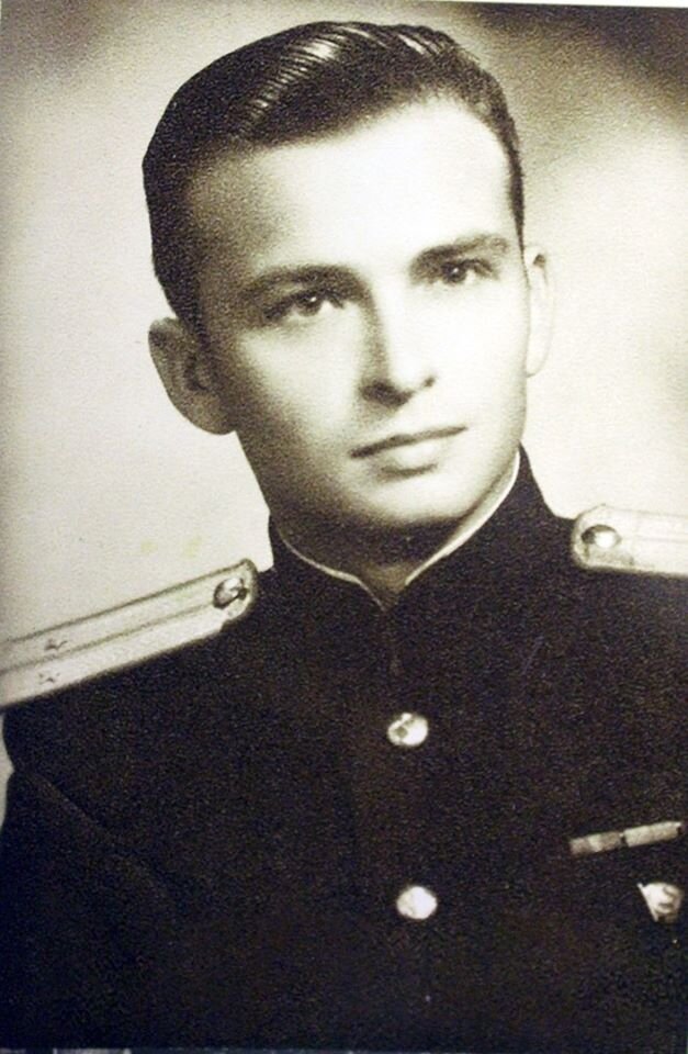 Василий Джуржа в звании лейтенанта флота. 1940-ые.