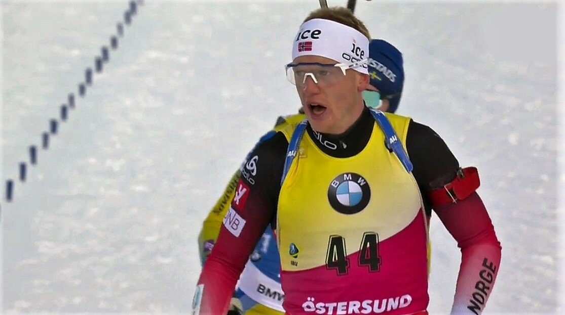 Йоханнес Бё - 26-ти летний биатлонист сборной Норвегии.  