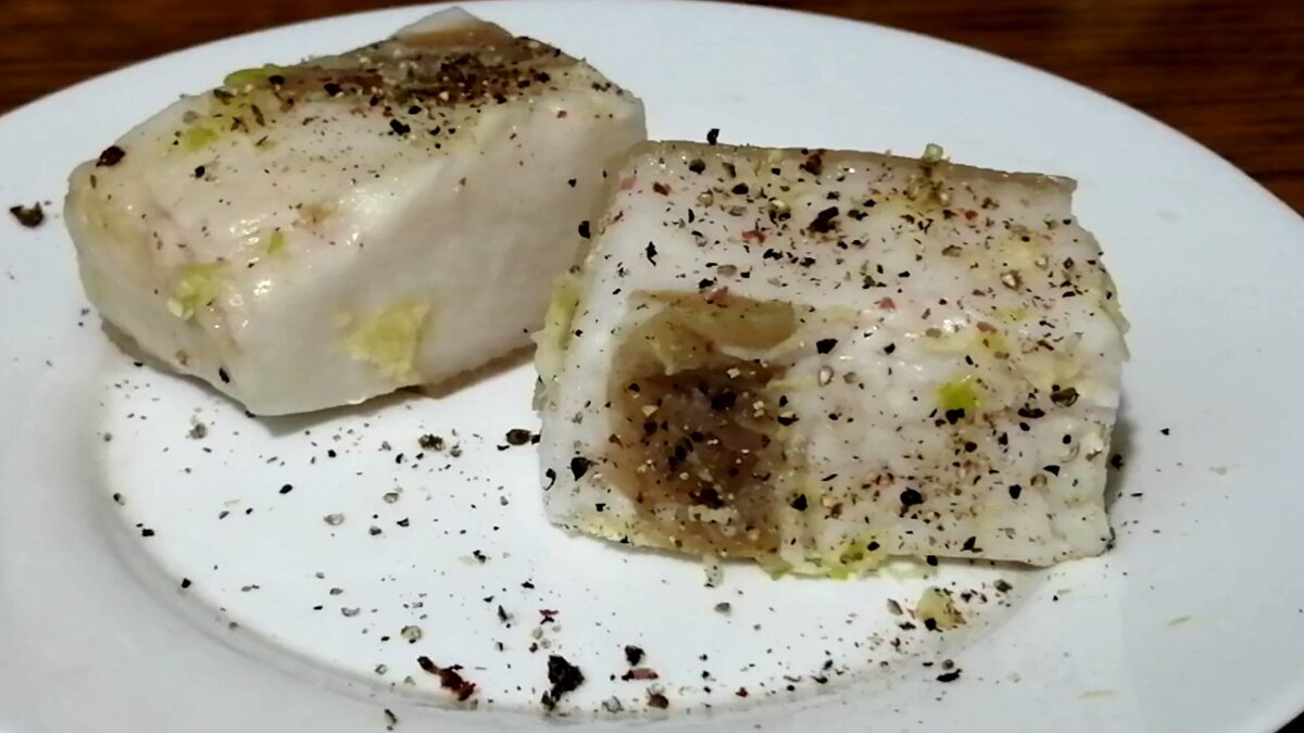 сало соленое со специями. приправа для соленого сала. сало со специями. сколько солить сало. соленое сало со специями рецепт.