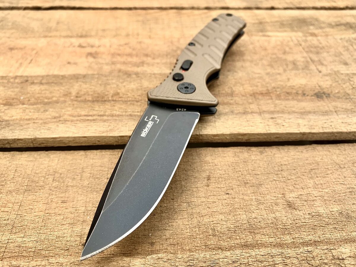 Складной нож Boker Strike