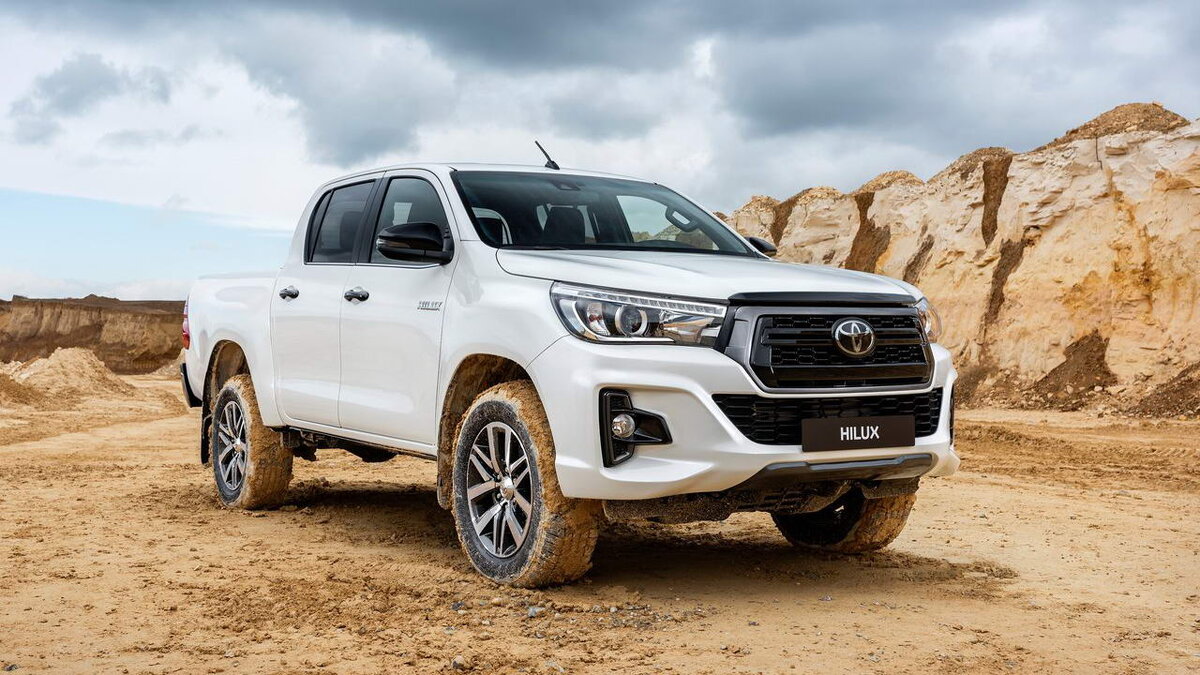 А это - Toyota Hilux. Ничего не напоминает? Сходство на лицо, но это даже хорошо