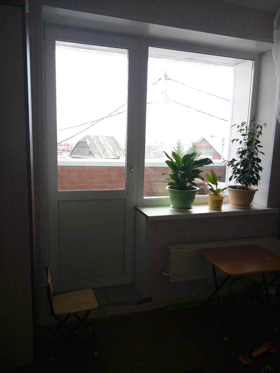 фото - Елизавета Семенова - наш балкон - пластиковая дверь