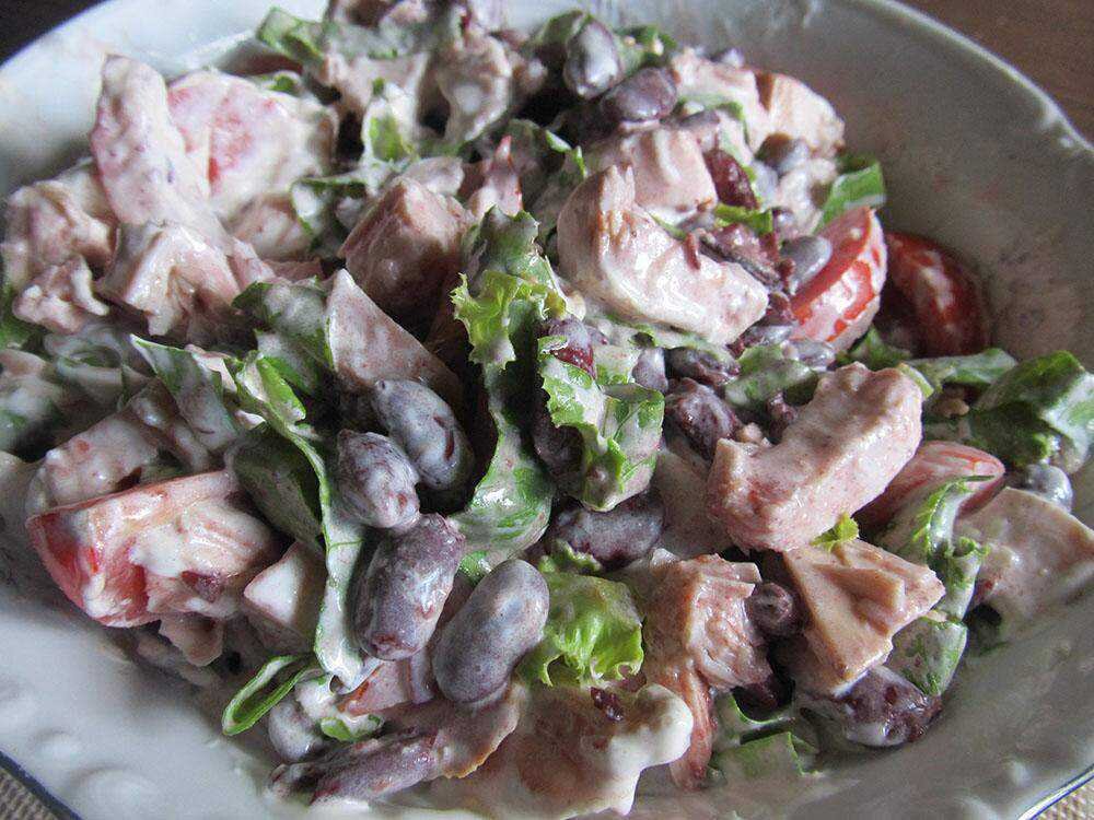 Салат с красной фасолью и курицей рецепт с фото пошагово