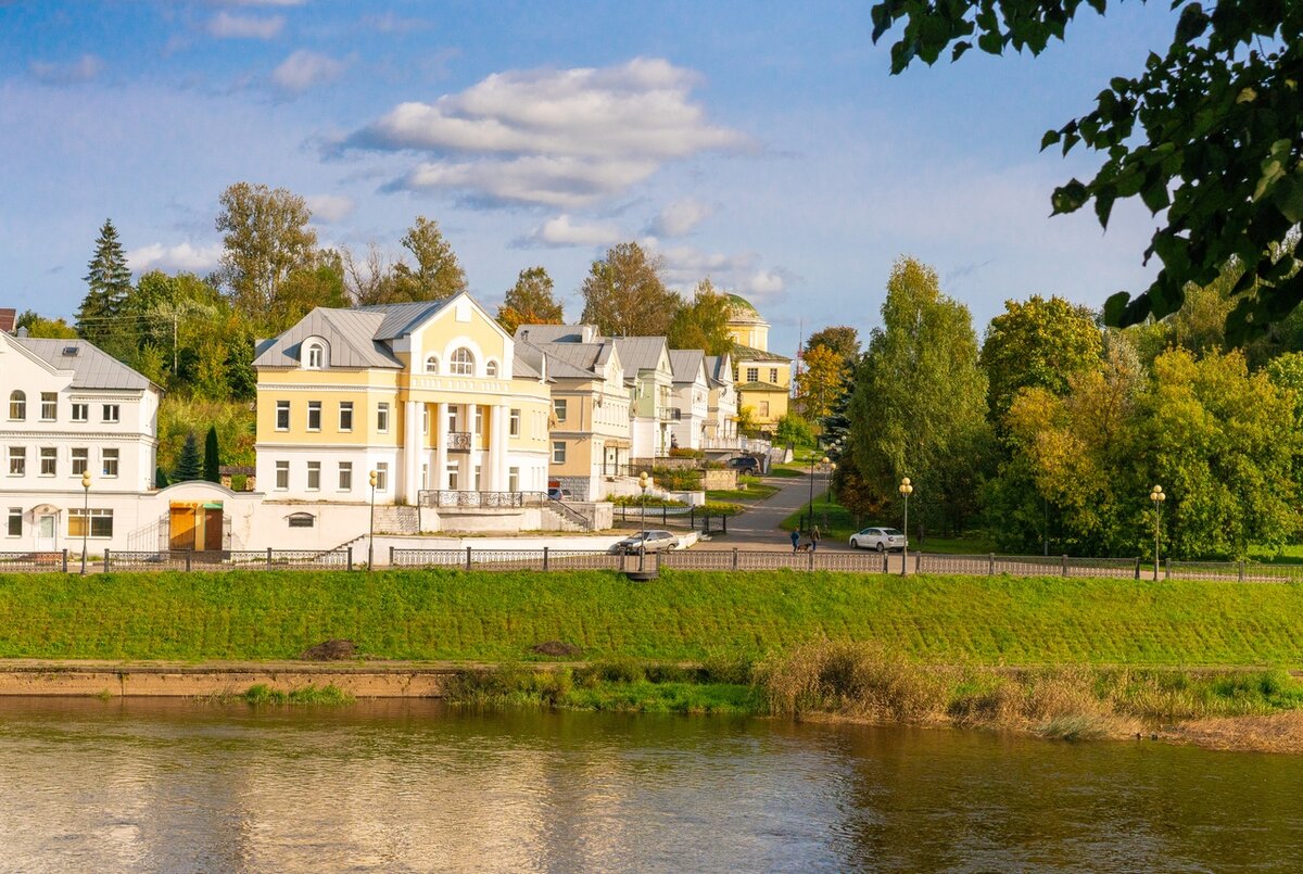 Торжок, Тверецкая набережная