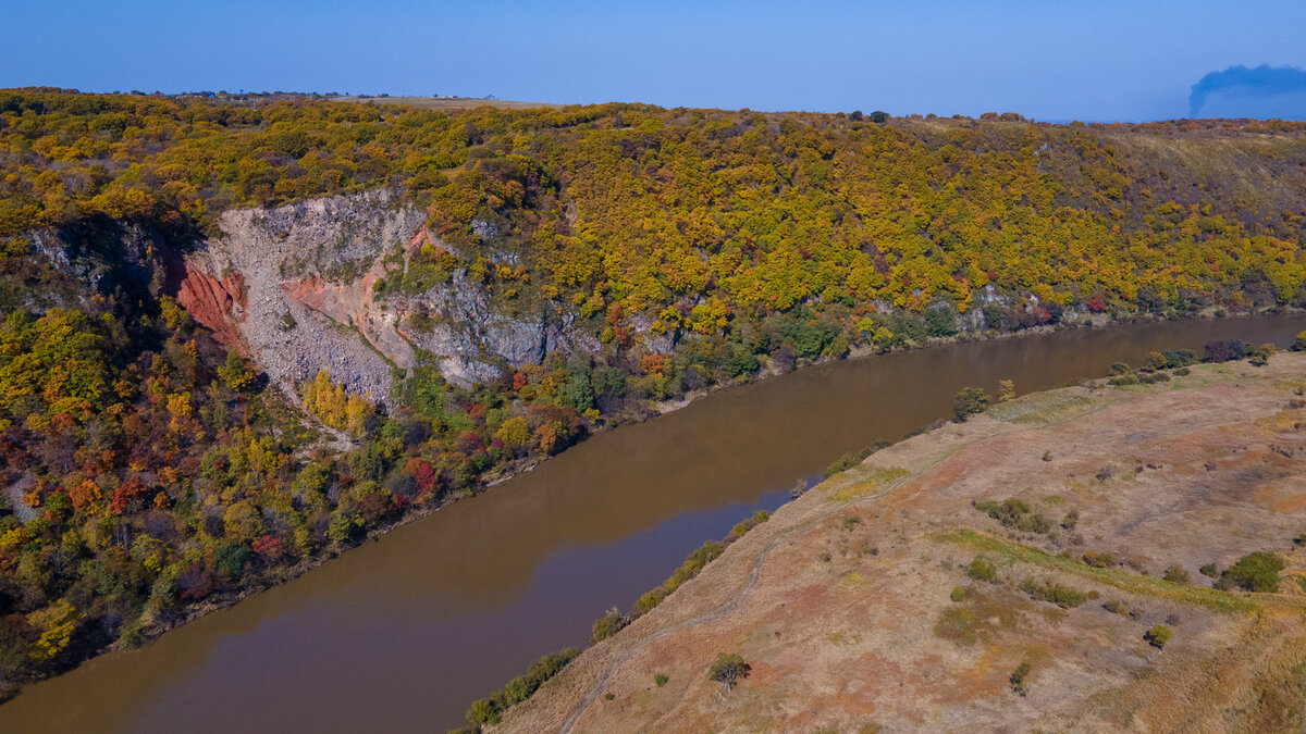 Барановский вулкан красноярский край. Потухший вулкан приморский край. Гора пидан в приморском крае мистика. Вулкан в приморье. Барановский вулкан приморский край.
