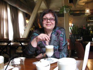 
Дедюхова Ирина Анатольевна — один из лучших специалистов в области жилищного строительства, реконструкции и усиления зданий и сооружений, технической эксплуатации и экономики недвижимости, испытаний и обследований зданий и сооружений. Широко известны ее статьи о расследовании причин аварий аквапарка «Трансвааль», Басманного рынка, статьи о жилищном строительстве.