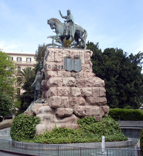 Памятник арагонскому королю Хайме I